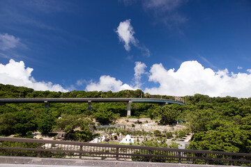 Fototapeta na wymiar ニライカナイ橋から眺める空
