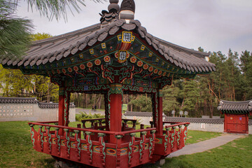 Obraz premium Kyiv, Ukraine - April 16, 2018: Beautiful Scenery While Walking In The Korean Garden