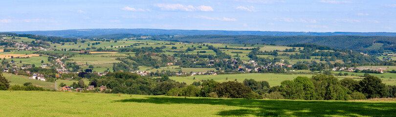 Naklejka premium Une vue panoramique de la campagne en Europe
