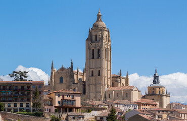 Fototapeta na wymiar Segovia and the Cathedral