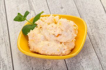 Curd with dry apricot