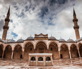 Fototapeta na wymiar Suleymaniye Mosque in Istanbul, Turkey. Suleymaniye Mosque is famous landmark. Islamic architecture of Istanbul