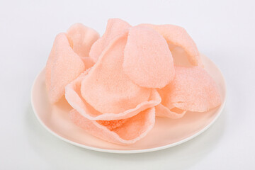 Crispy prawn chips in the bowl