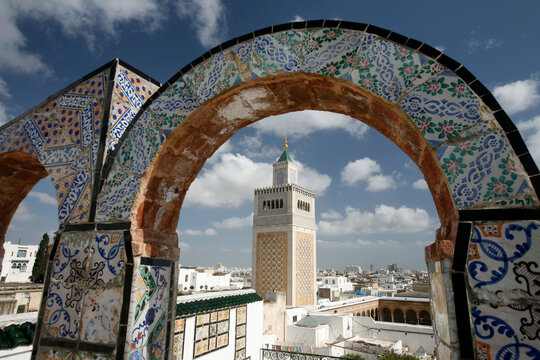 TUNISIA TUNIS CITY MEDINA EZ ZITOUNA MOSQUE