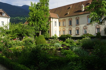 Fototapeta na wymiar Garden of the Bishop’s Palace in Brixen
