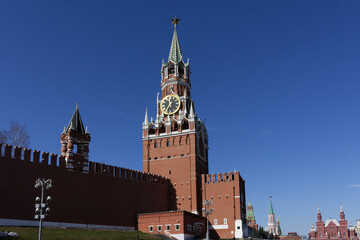 Fototapeta na wymiar Spasskaya tower of the Moscow Kremlin.