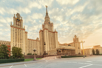 Obraz premium The majestic building of the Lomonosov Moscow State University. Architecture in the style of the Stalinist Empire.