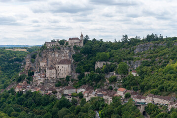 Fototapeta na wymiar General view of the town of Rocamadour in the morning