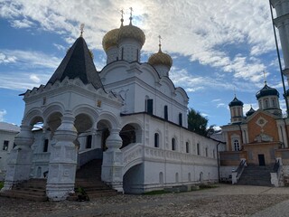 Fototapeta na wymiar ipatyevsky monastery