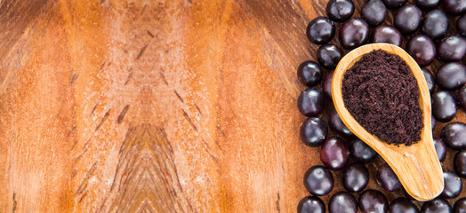 Euterpe oleracea - Acai powder and fresh berries from the Amazon