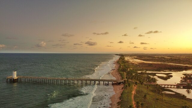Fim de tarde na Praia de Arembepe