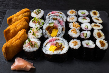 巻き寿司 Rolled sushi 