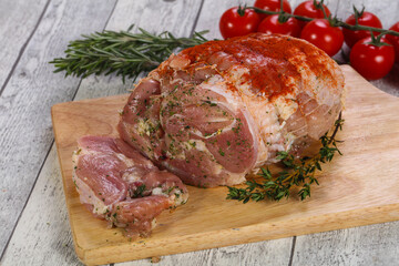 Chicken roll with herbs
