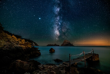 Es Vedra from Cala Dhort at night. Made from 11 light frames with 3 dark frames.