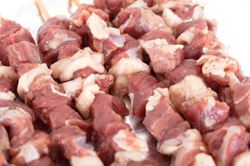 Lamb skewers to be grilled