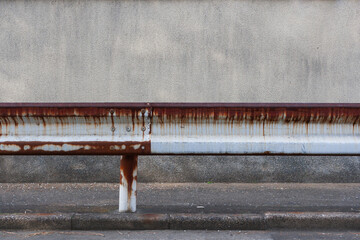 錆びたガードレール