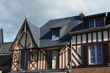   Maison à colombages  (Normandie - France)