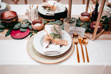 Eine schönes DYI Hochzeitsgedeck