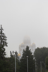 Obraz premium temple in the fog