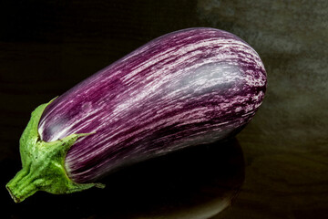 organic light aubergines with purple lines