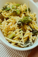 broccoli and parmesan pasta