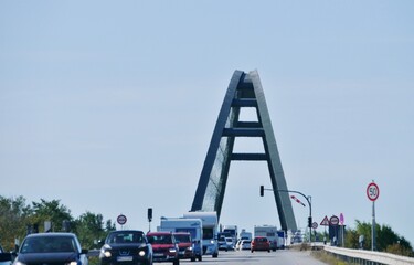 Fehmarnsundbr&uuml;cke zwischen Festland und Insel