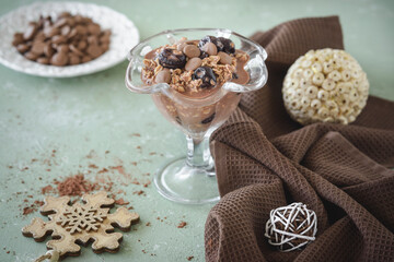 Chocolate mouse with cherries