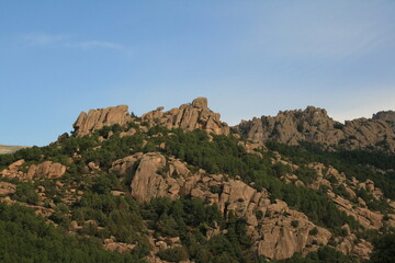 Fototapeta na wymiar Panoramic view of La Pedriza and the Sierra de Guadarrama