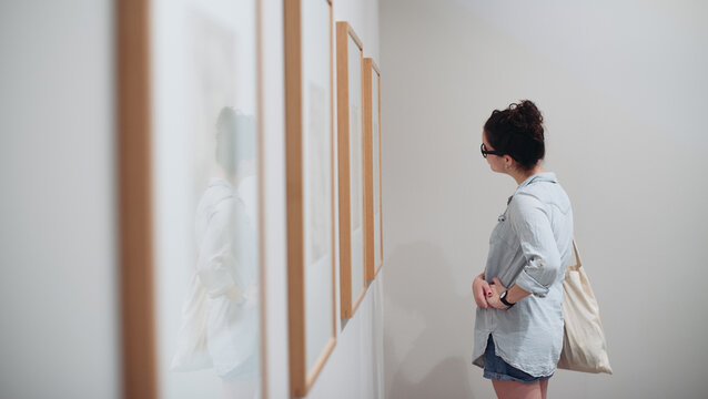 Girl browsing in Art Gallery