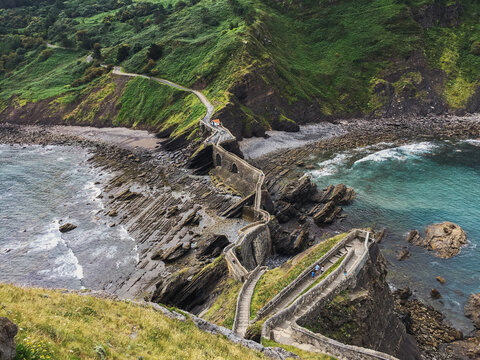 Road to San Juan de Gaztelugatxe (view from above)