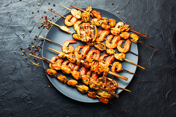 Grilled shrimps and mussels