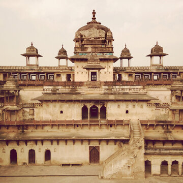 Raja Mahal