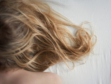 Hair on bed