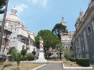 Fototapeta na wymiar Garten des Doms von Catania Sizilien Italien garden of the dome of Catania Sicily Italy