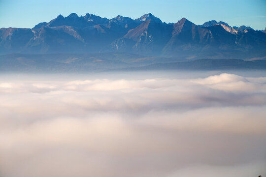 High mountains and sea of mist