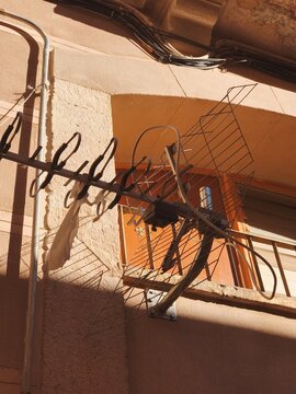 Pastel scene, antena, shapes, shadows