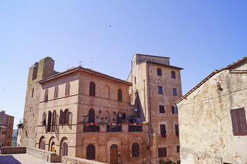 Obraz premium Palaces and towers in the ancient medieval village of Certaldo, Tuscany, Italy