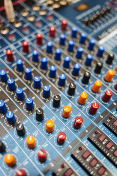 sound console