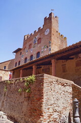 Obraz premium Pretorio Palace or of the Vicariate in the ancient medieval village of Certaldo, Tuscany, Italy