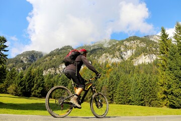 Mountainbiker auf Tour in Oberbayern