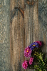 Texture of wooden boards with flowers