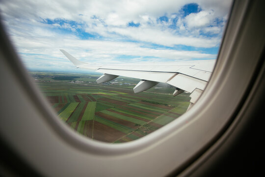 Airplane wings
