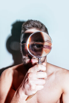 eye,bruising,hide,beard