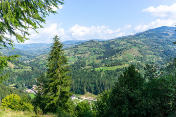 Fototapeta na wymiar Beautiful view over the Carpathian Mountains