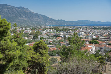 Fototapeta na wymiar Sicht vom Kastro auf die Stadt Kalamata, Peleponnes, Griechenland