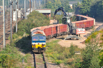 Train of aggregates in Hitchin goods yard