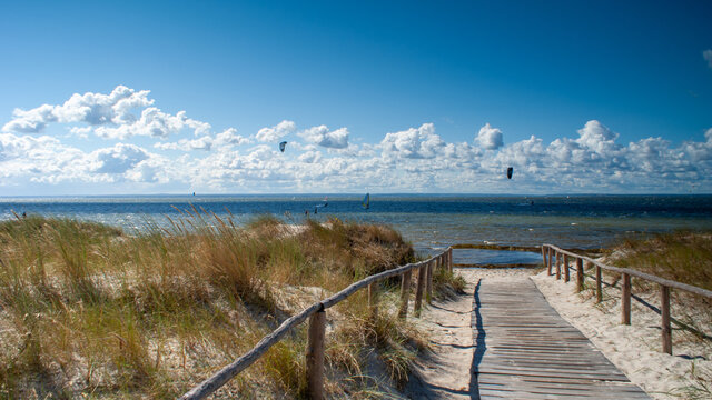 Polska, Zatoka Pucka, surferzy