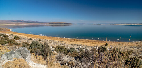 scenery around mono lake in california