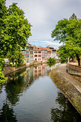 Fototapeta na wymiar La petite france vue depuis les ponts couverts de Strasbourg