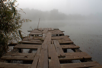 Naklejka premium pier on the lake
